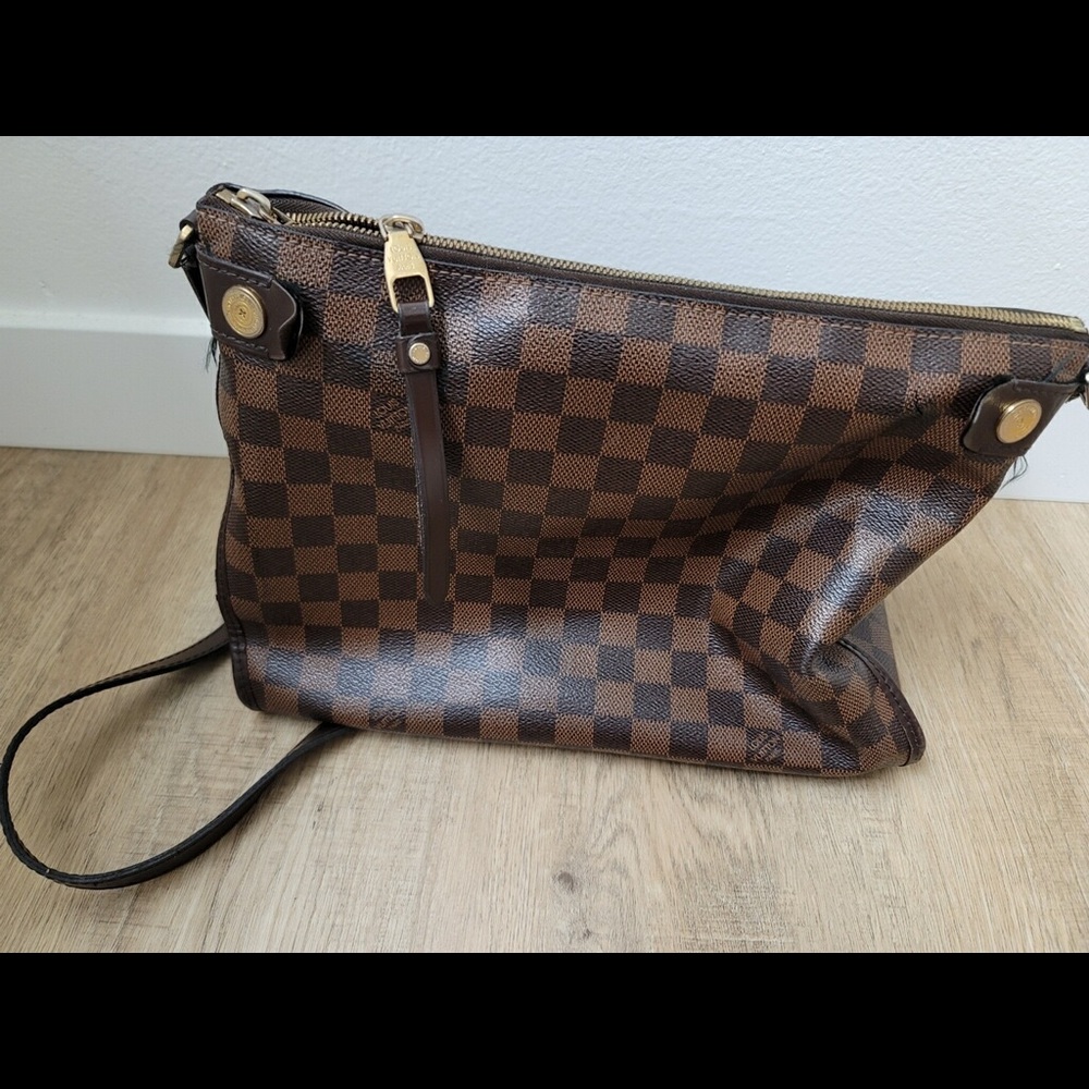 Louis Vuitton bag